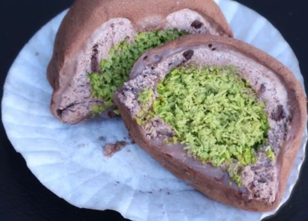 Dubajska maszyna do czekoladowego mochi